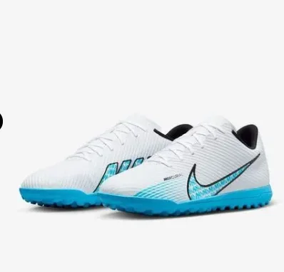 ZAPATILLA NIKE VAPOR 15 CLUB TF DJ5968 146 TALLA 45 COLOR BLANCO CON CELESTE