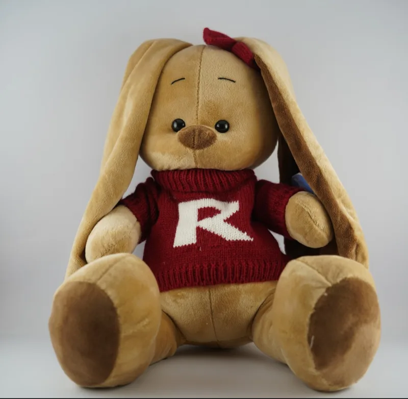 PELUCHE CONEJO CHOMPA TEJIDA