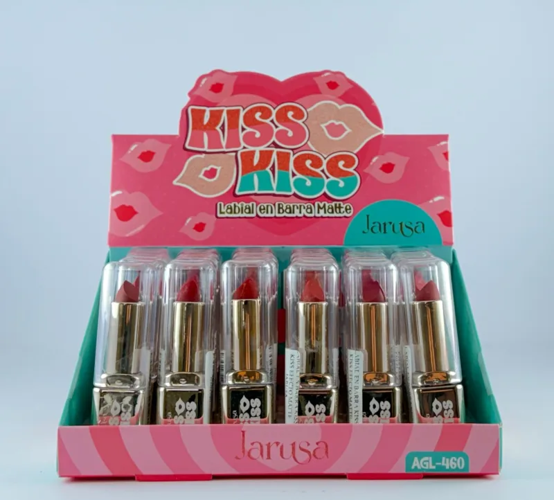 LABIAL EN BARRA KISS KISS EFECTO MATTE JARUSA